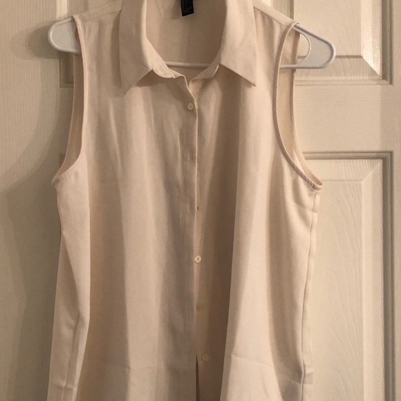 Forever 21 - Picture 3 of 6